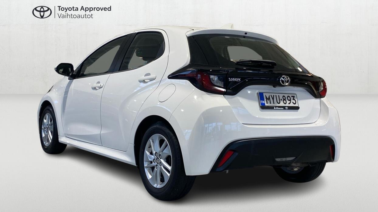 TOYOTA Yaris 2021