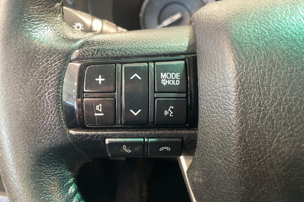 TOYOTA Hilux 2021