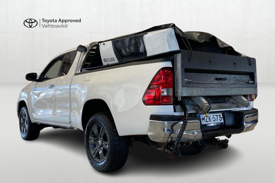 TOYOTA Hilux 2021