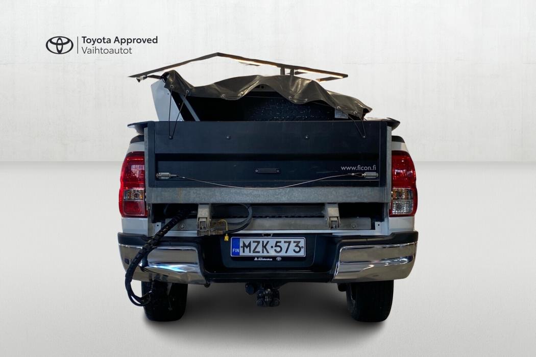 TOYOTA Hilux 2021