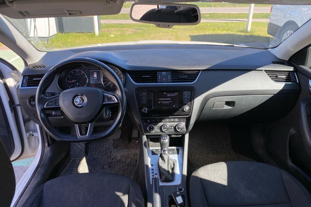 SKODA Octavia 2014