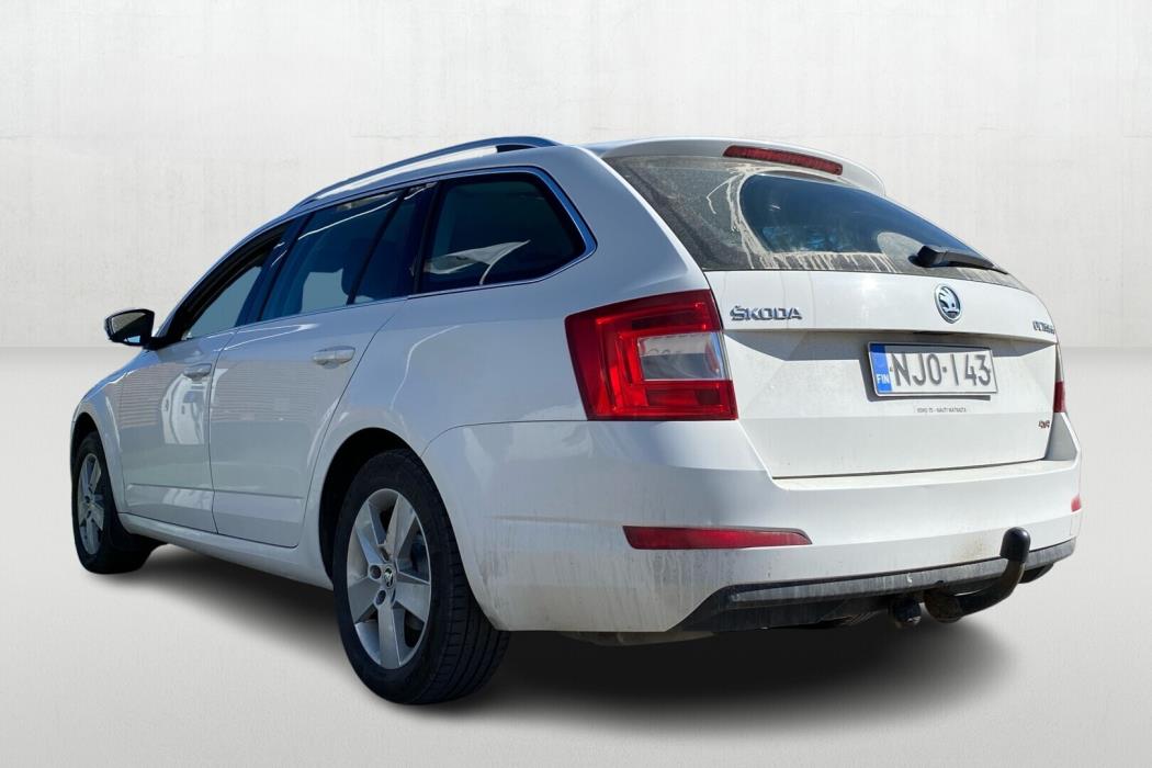 SKODA Octavia 2014