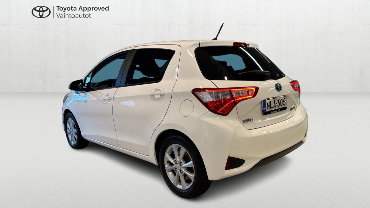 TOYOTA Yaris 2019