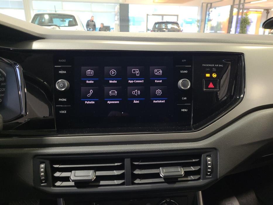 VOLKSWAGEN Polo 2018