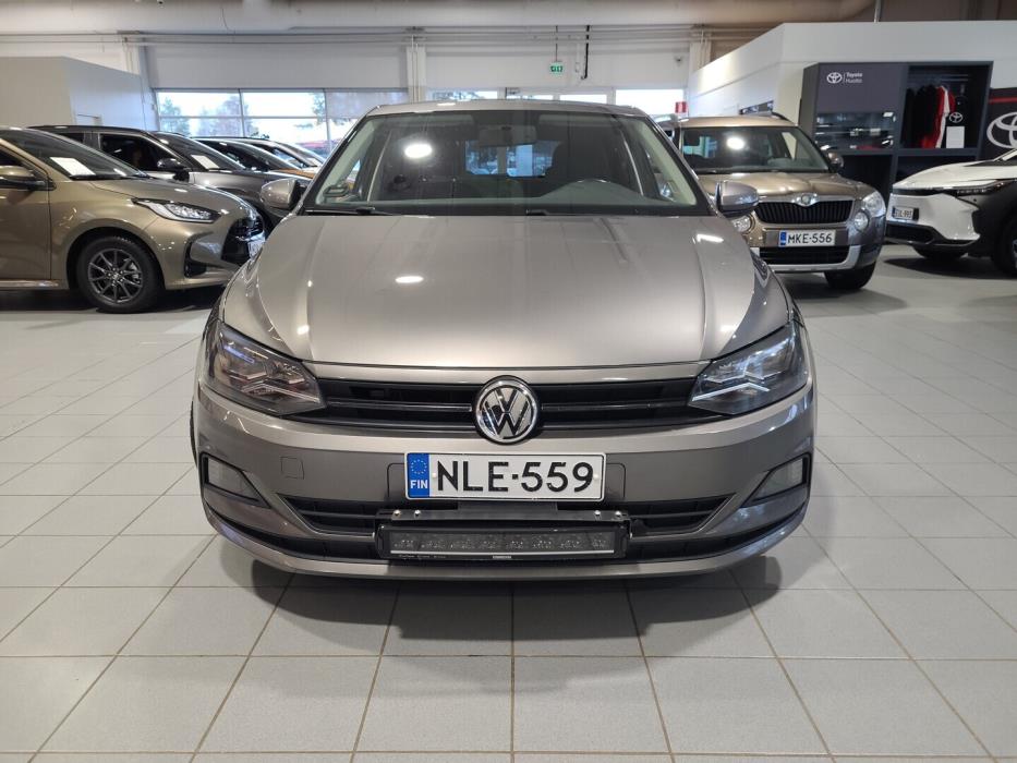 VOLKSWAGEN Polo 2018