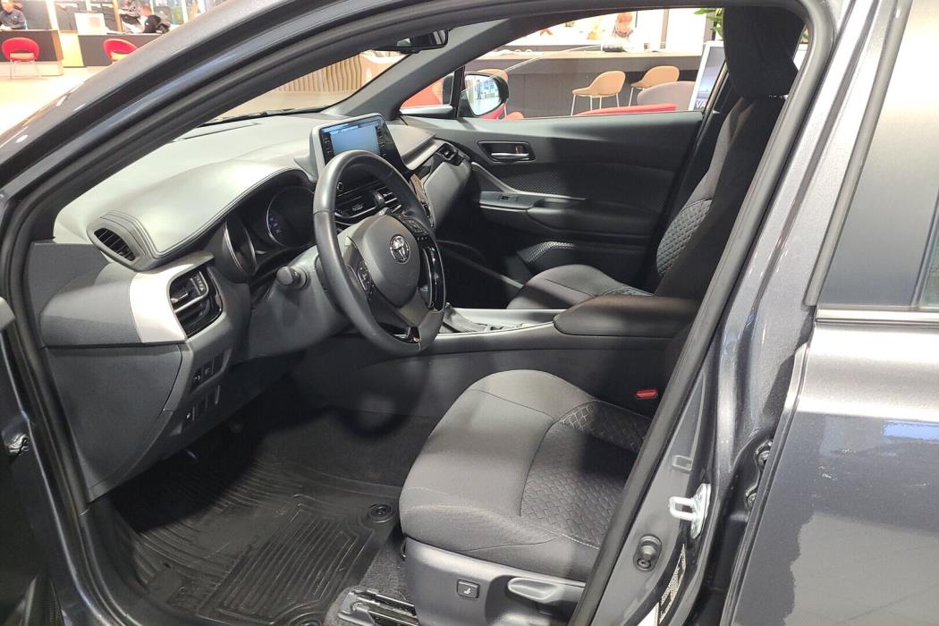 TOYOTA C-HR 2022