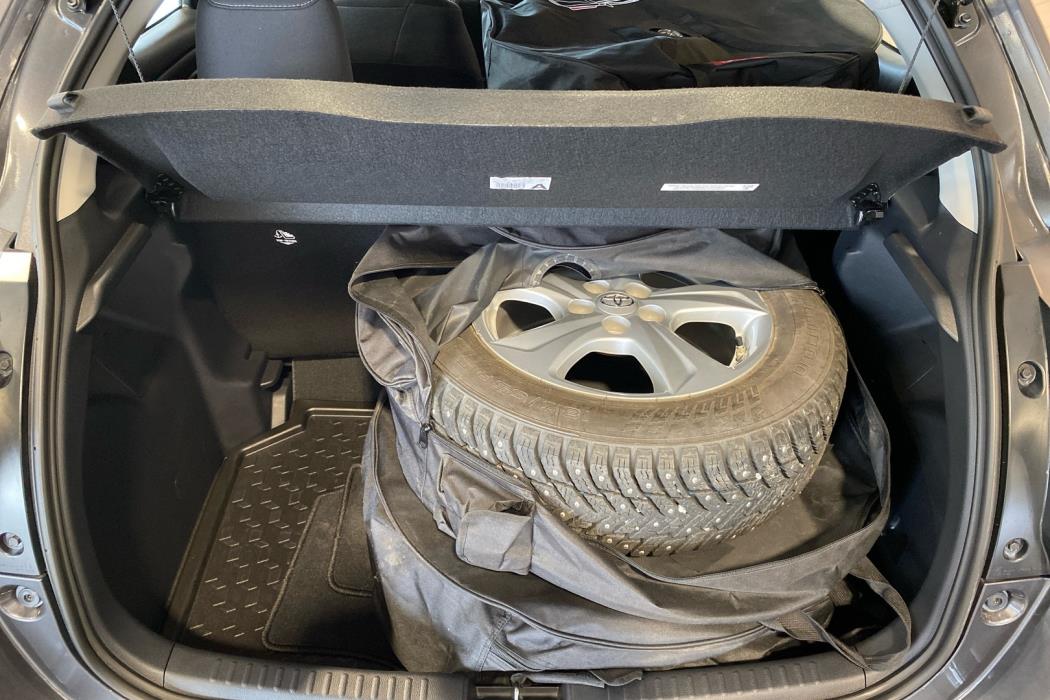 TOYOTA Yaris 2023