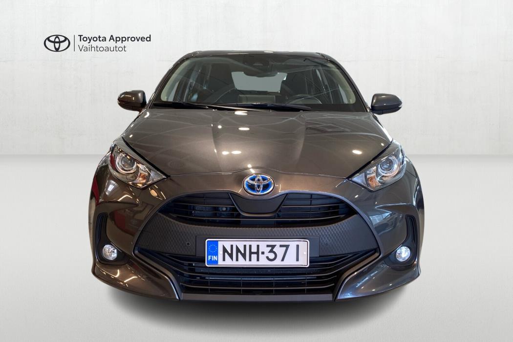 TOYOTA Yaris 2023