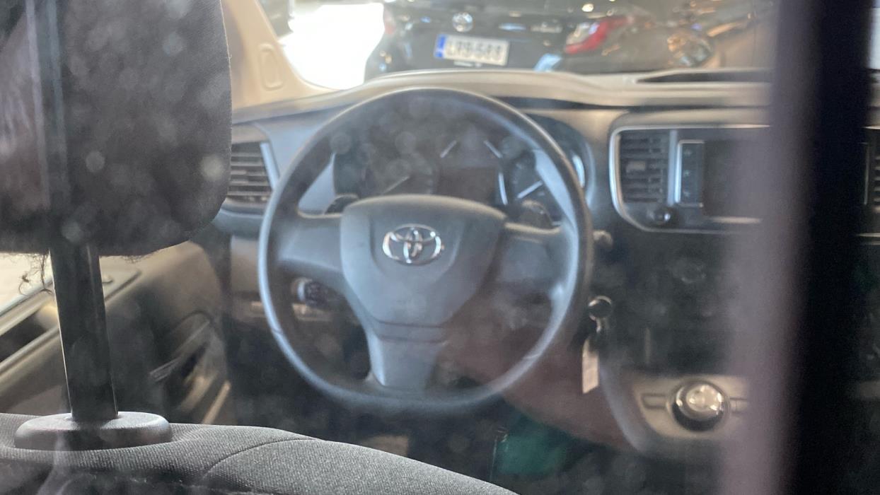 TOYOTA PROACE 2024