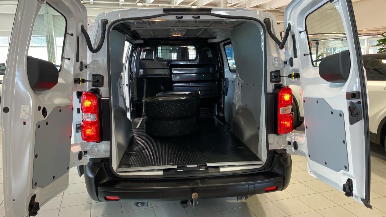 TOYOTA PROACE 2024