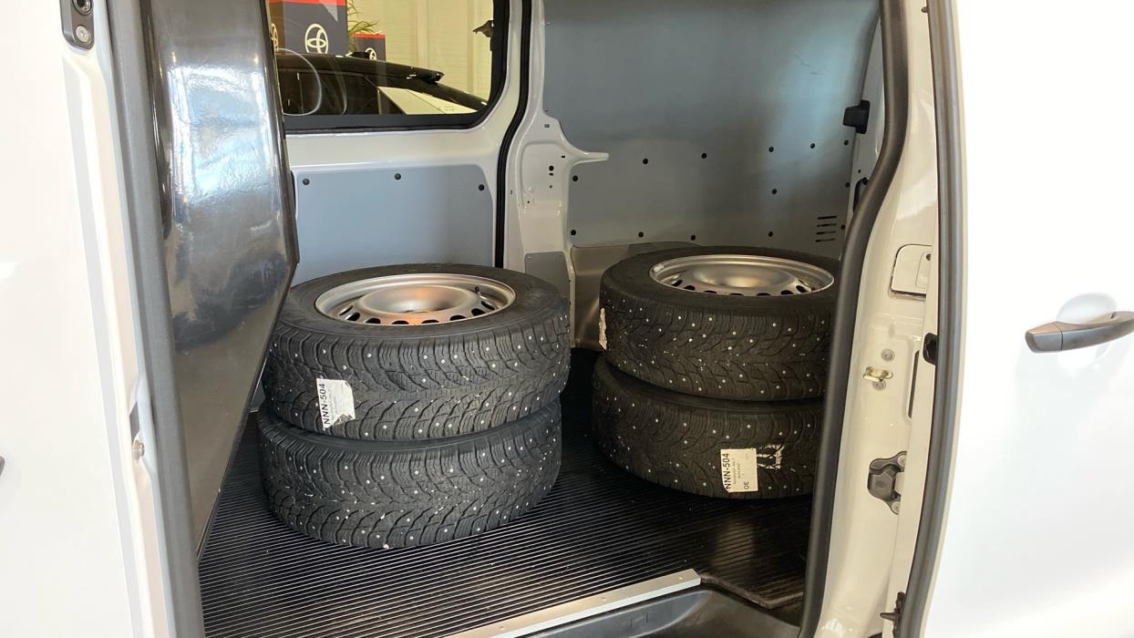 TOYOTA PROACE 2024