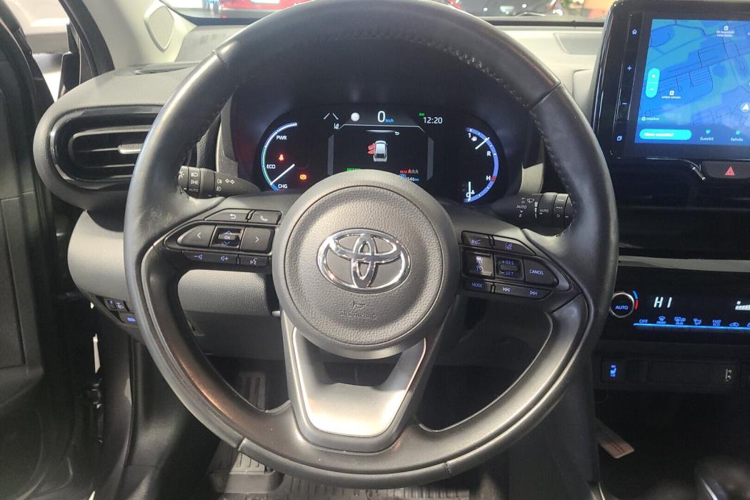 TOYOTA Yaris Cross 2023