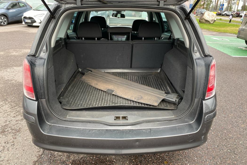 OPEL Astra 2010