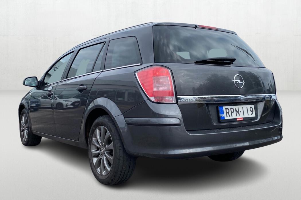 OPEL Astra 2010