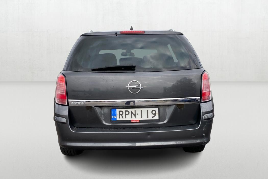 OPEL Astra 2010