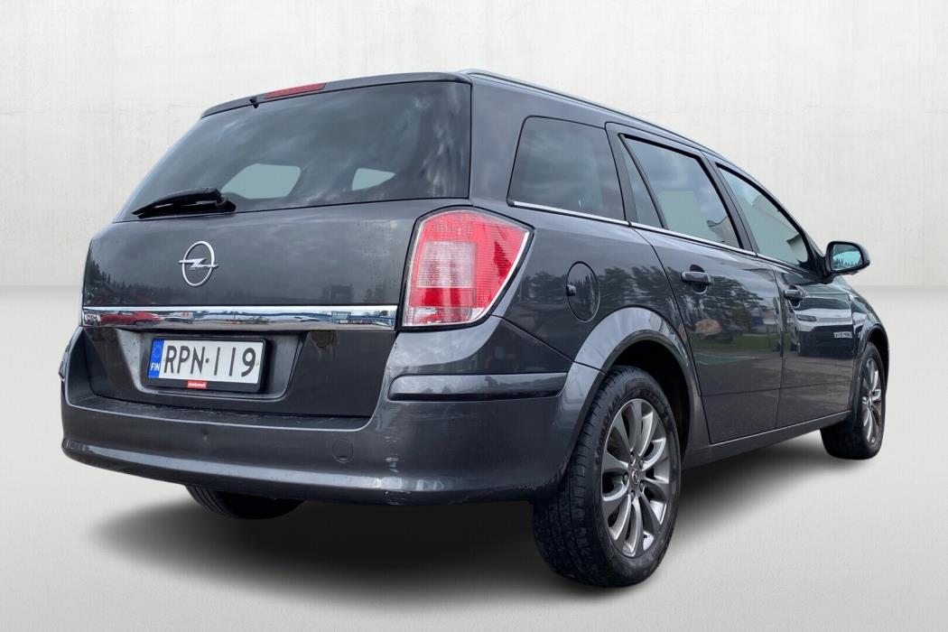 OPEL Astra 2010