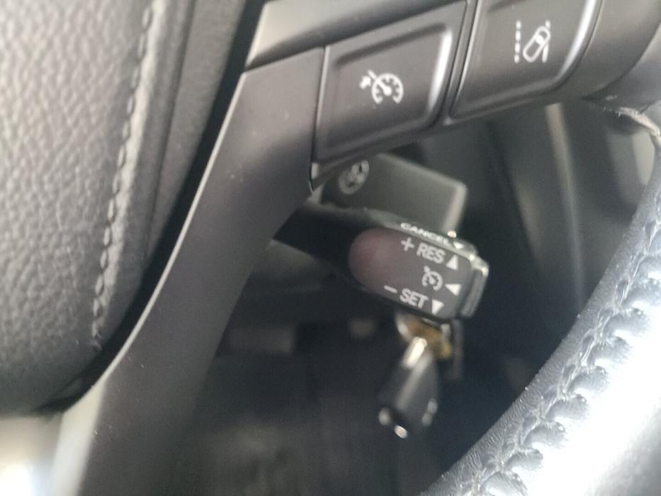 TOYOTA Avensis 2015
