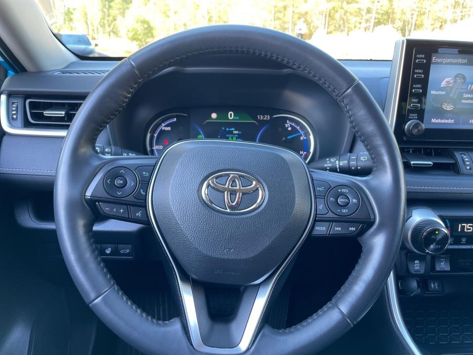 TOYOTA RAV4 2019