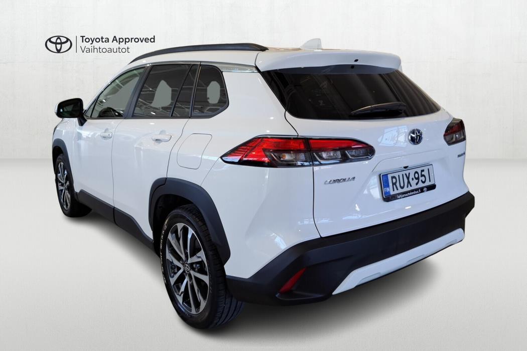 TOYOTA Corolla Cross 2023