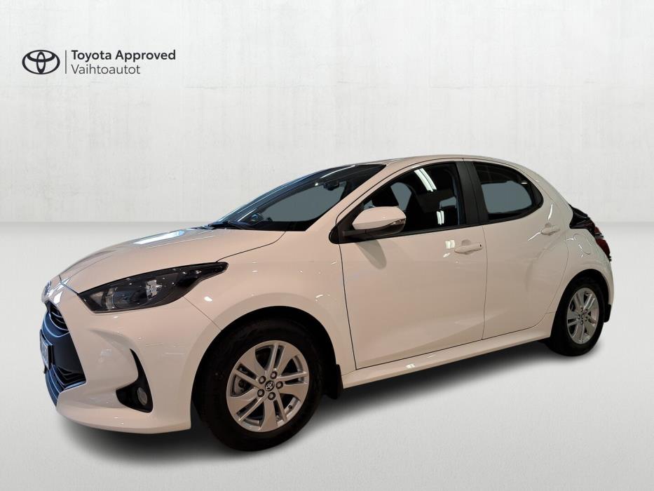 TOYOTA Yaris 2023