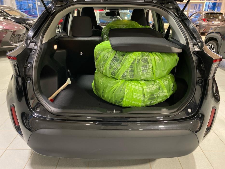 TOYOTA Yaris Cross 2024