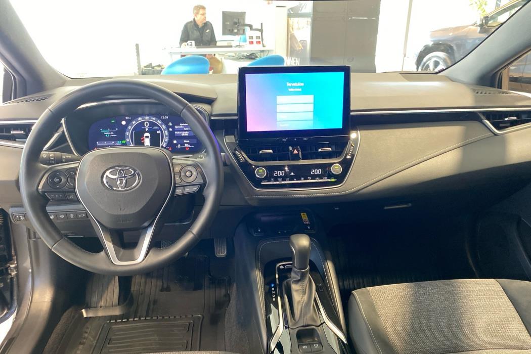 TOYOTA COROLLA 2025