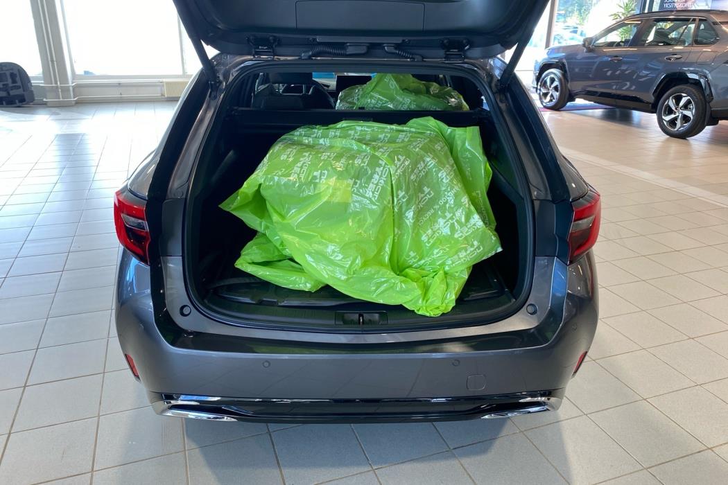 TOYOTA COROLLA 2025