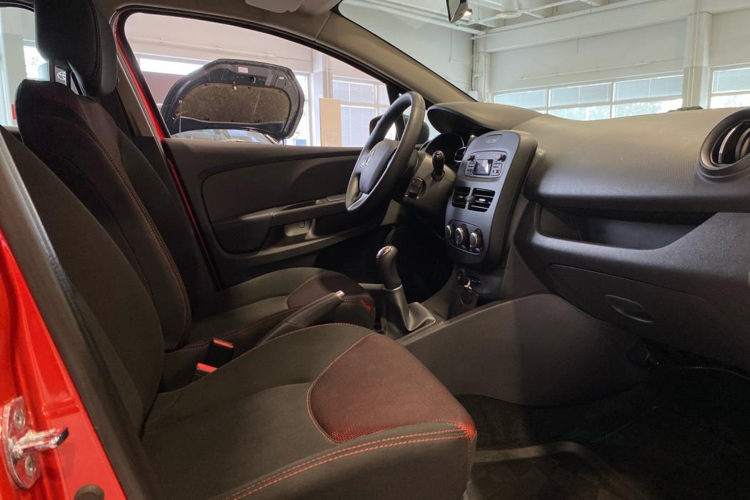 RENAULT Clio 2016