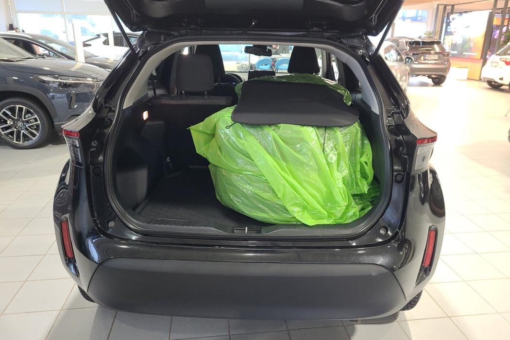 TOYOTA Yaris Cross 2023