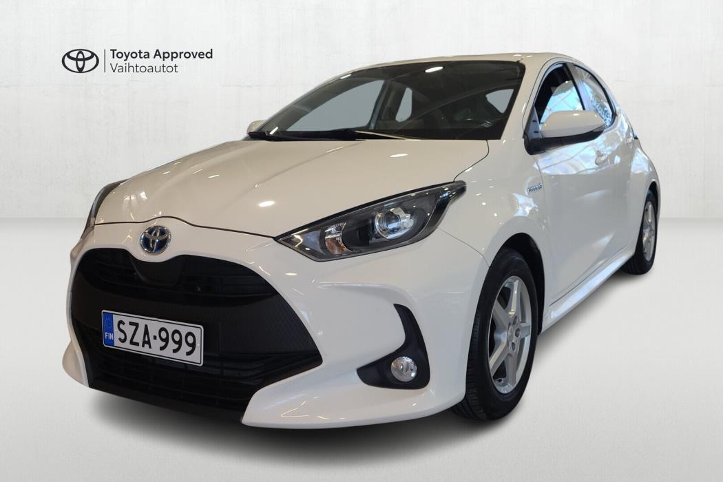 TOYOTA Yaris 2021