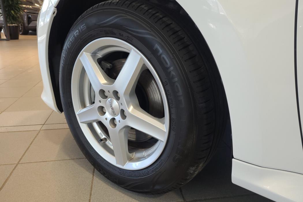 TOYOTA Yaris 2021