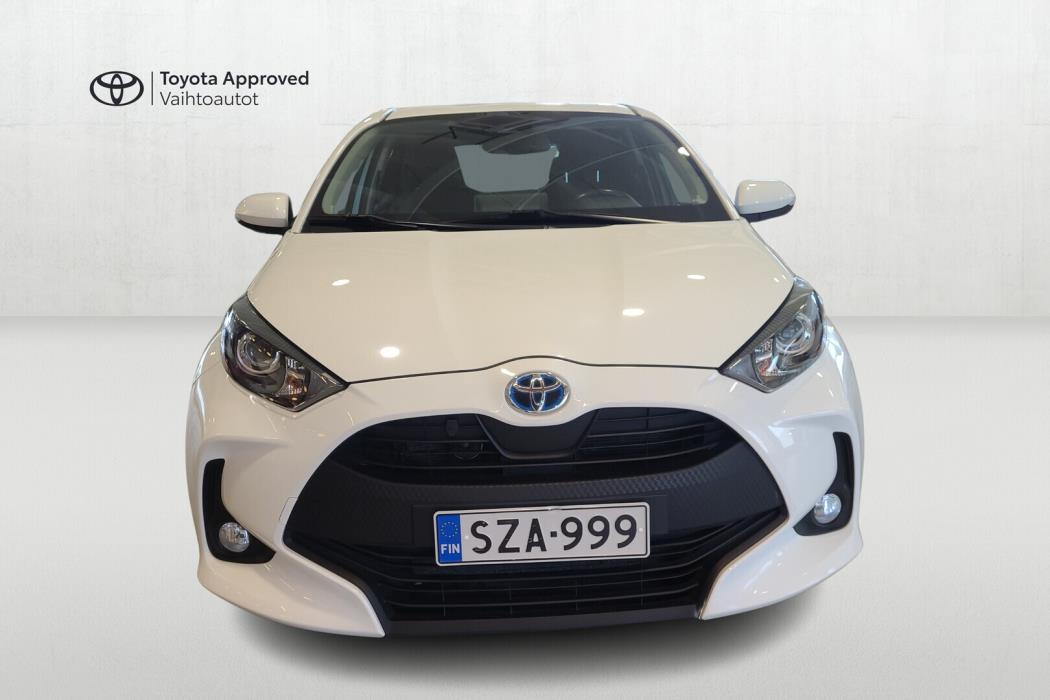 TOYOTA Yaris 2021