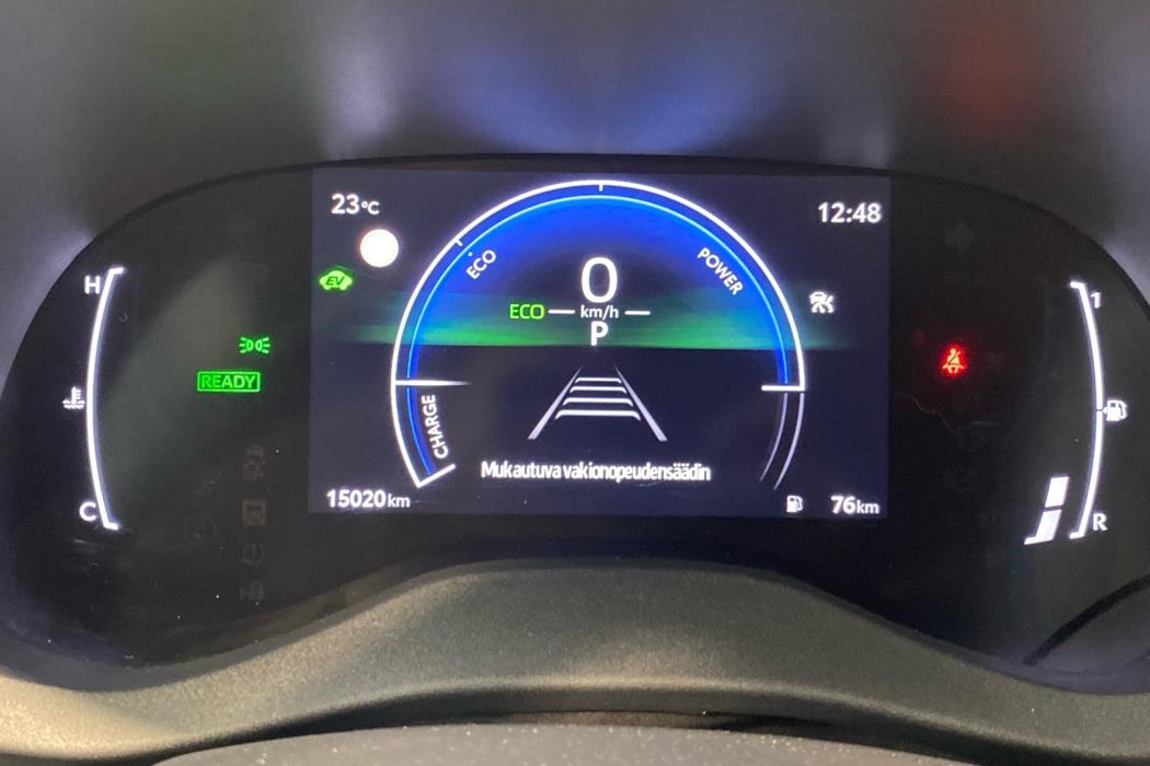 TOYOTA Yaris Cross 2025