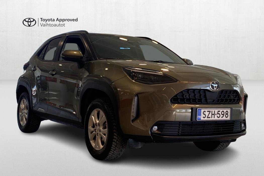 TOYOTA Yaris Cross 2025