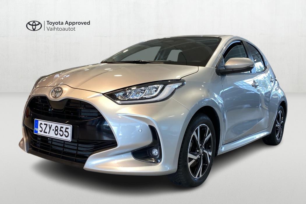 TOYOTA YARIS 2025