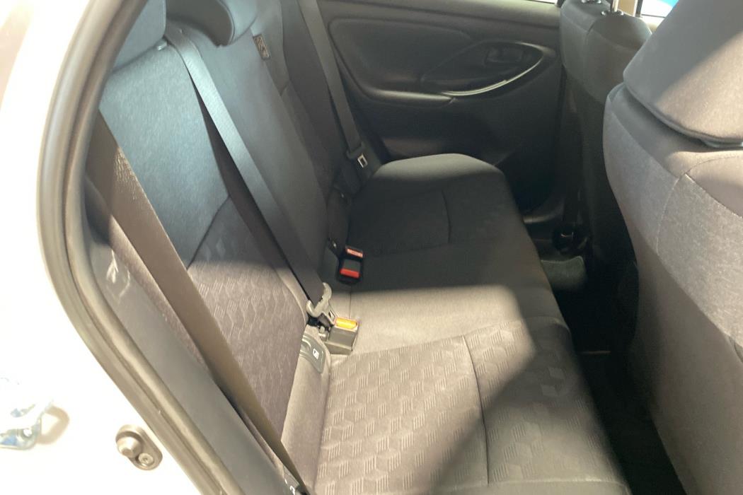TOYOTA YARIS 2025