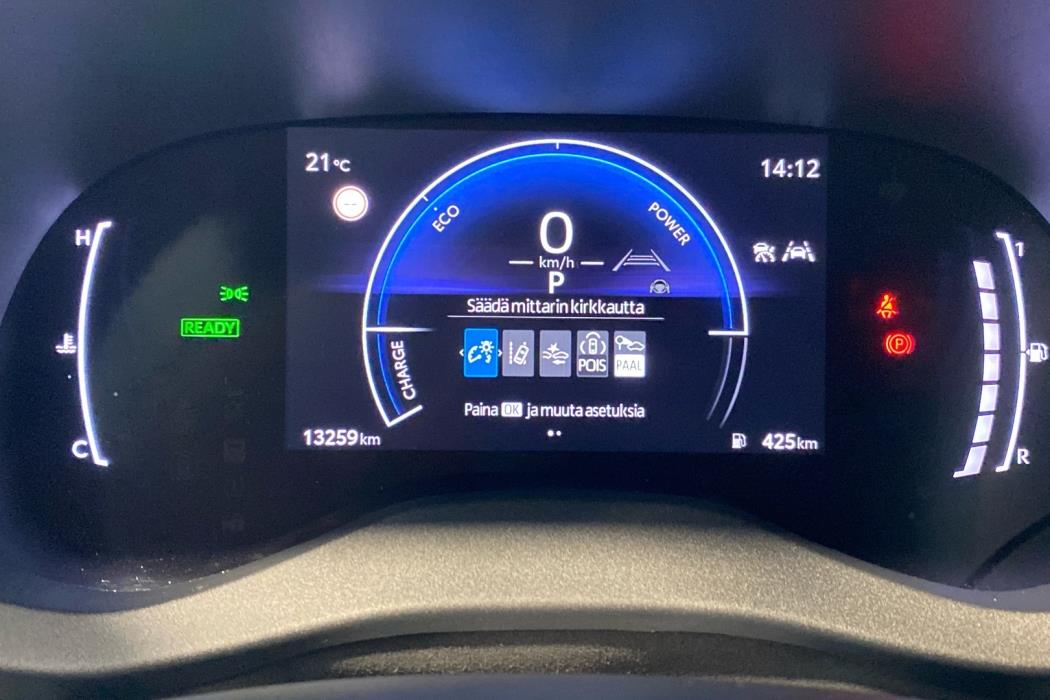 TOYOTA Yaris Cross 2025