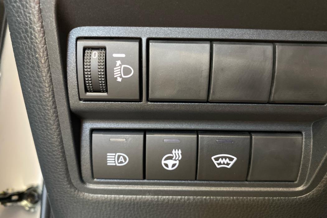 TOYOTA Yaris Cross 2025