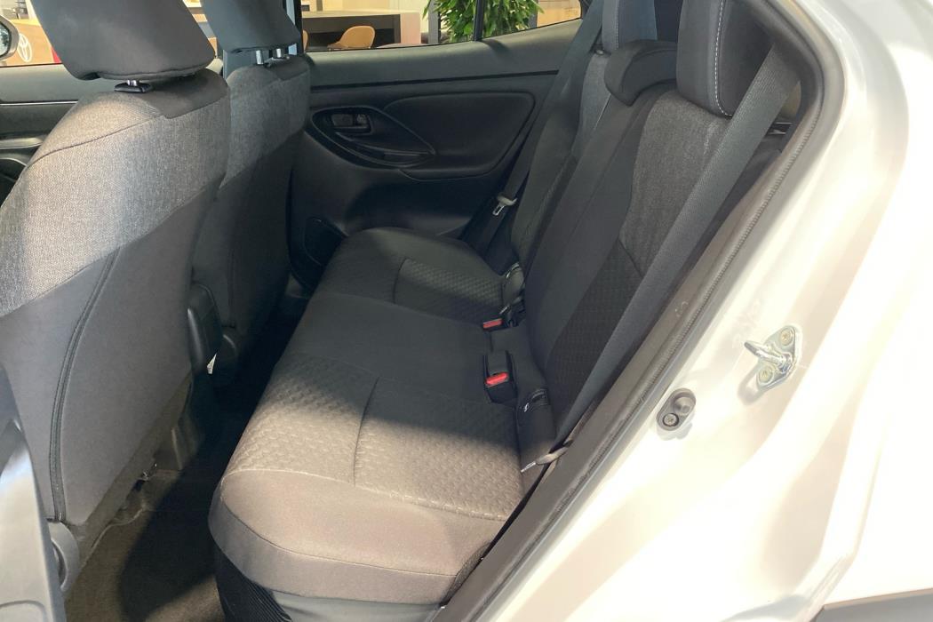 TOYOTA Yaris Cross 2025