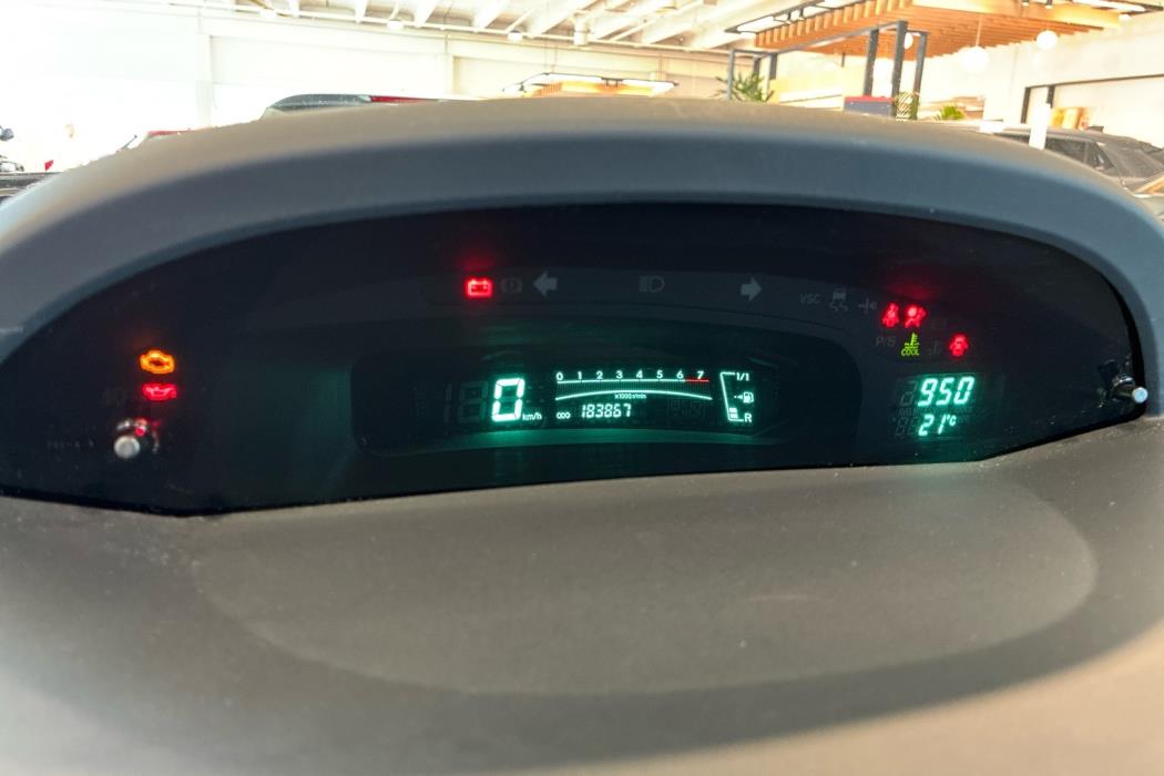 TOYOTA Yaris 2006