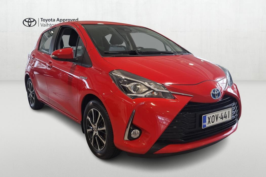 TOYOTA Yaris 2018