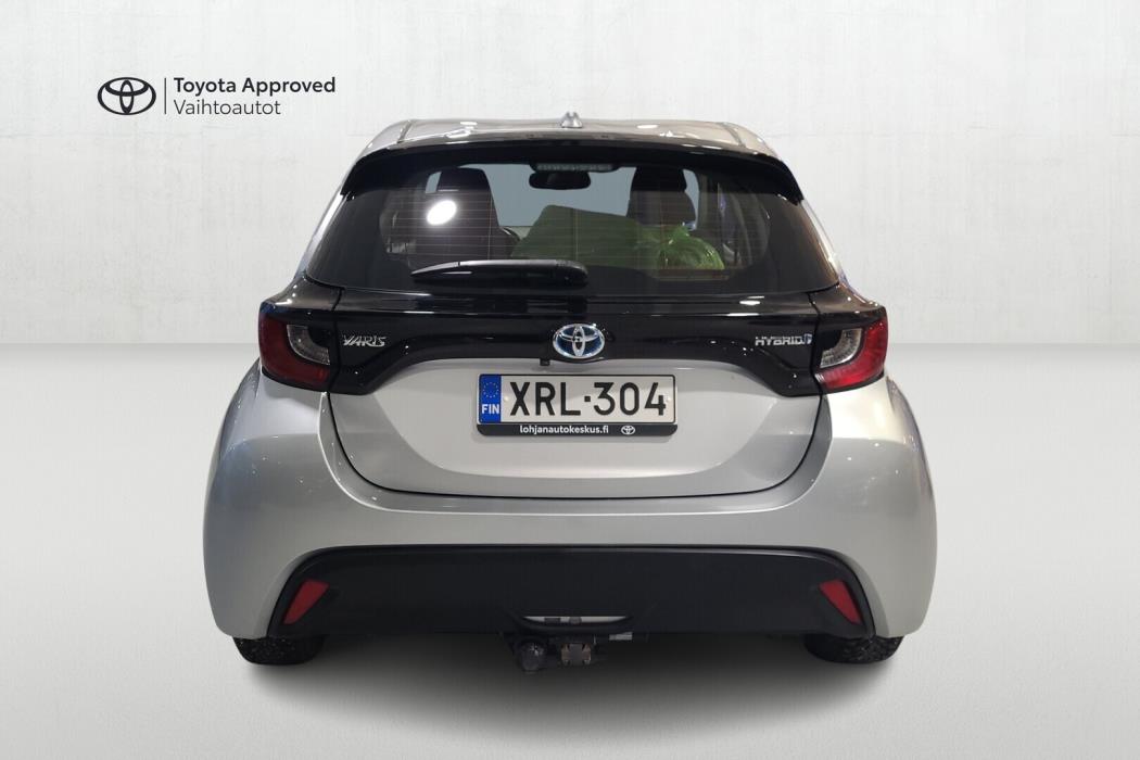 TOYOTA Yaris 2022