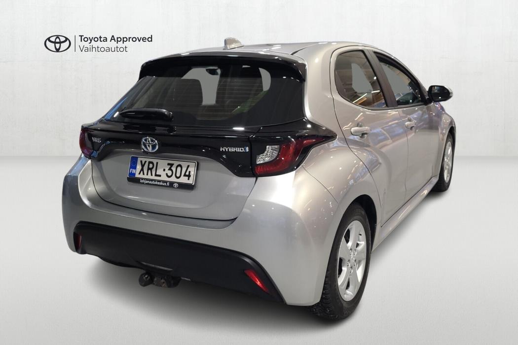 TOYOTA Yaris 2022