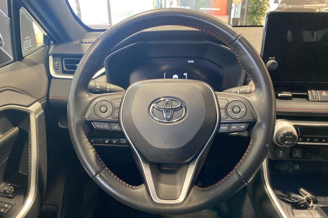 TOYOTA RAV4 Plug-in 2024