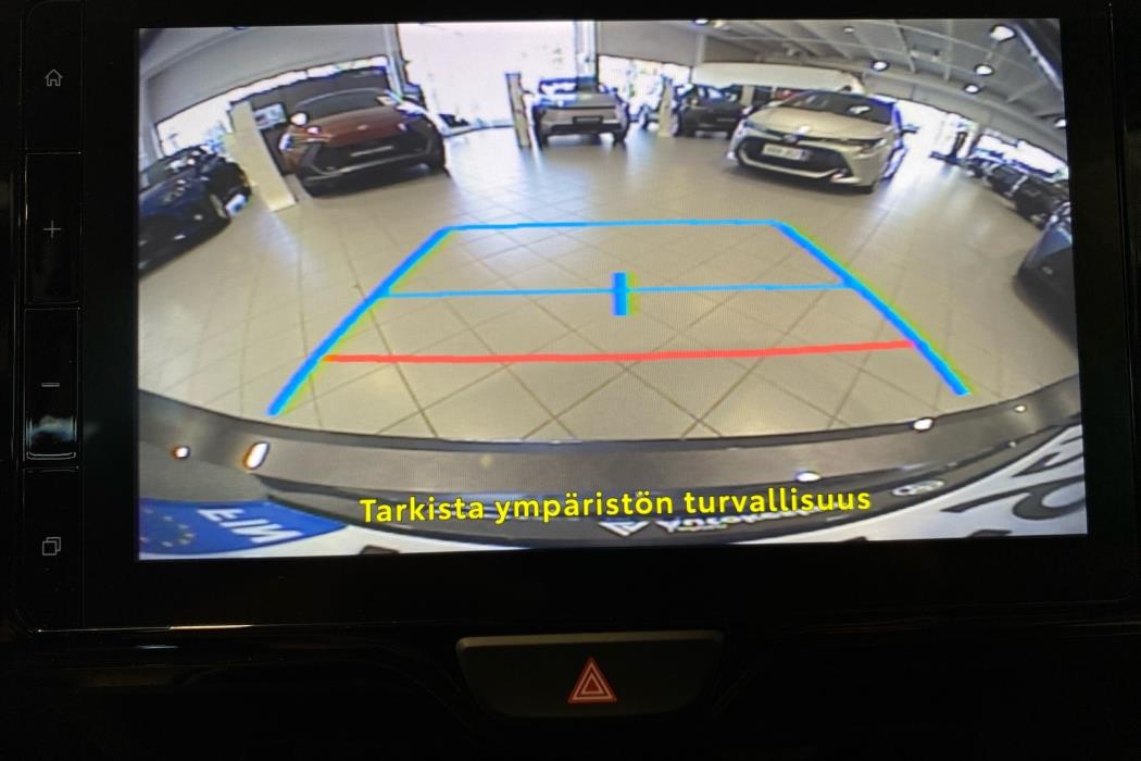 TOYOTA YARIS 2025