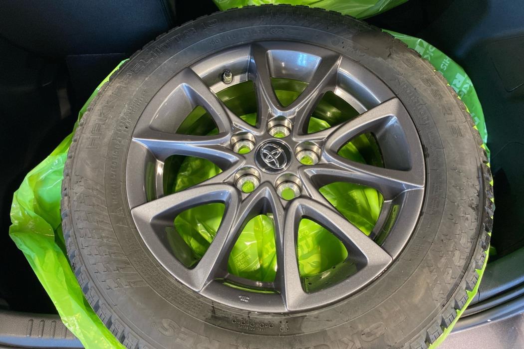 TOYOTA YARIS 2025