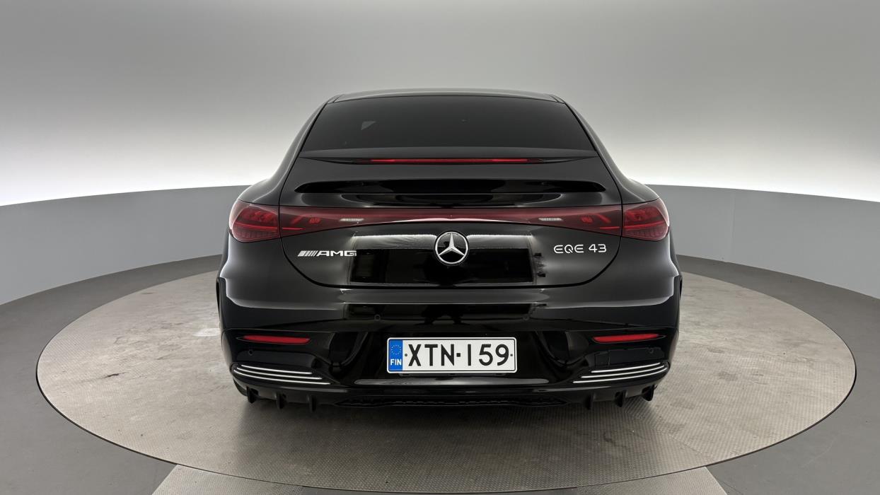 MERCEDES-BENZ EQE 2024