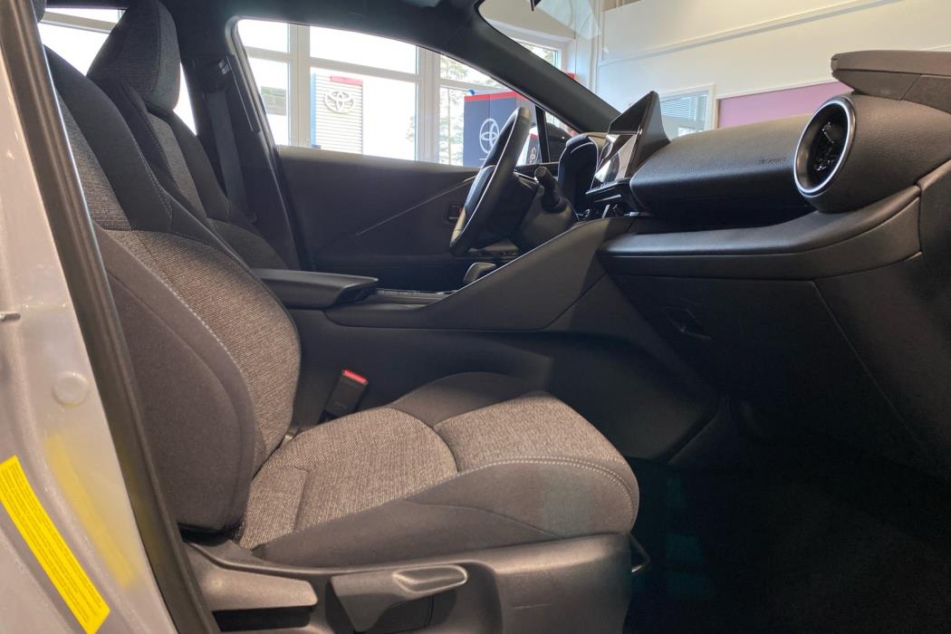 TOYOTA C-HR 2026