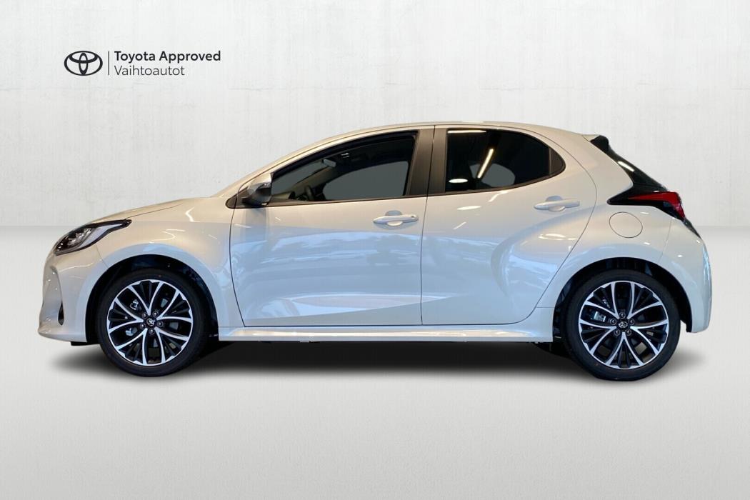 TOYOTA YARIS 2026