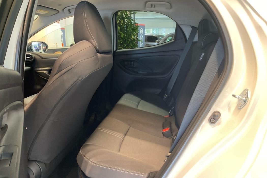 TOYOTA YARIS 2026
